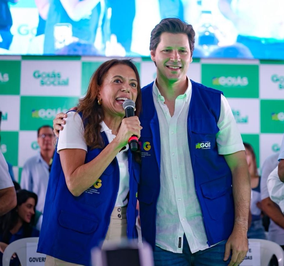 Com investimento na ordem de R$ 69 mi, municípios goianos recebem vans para assistência social 