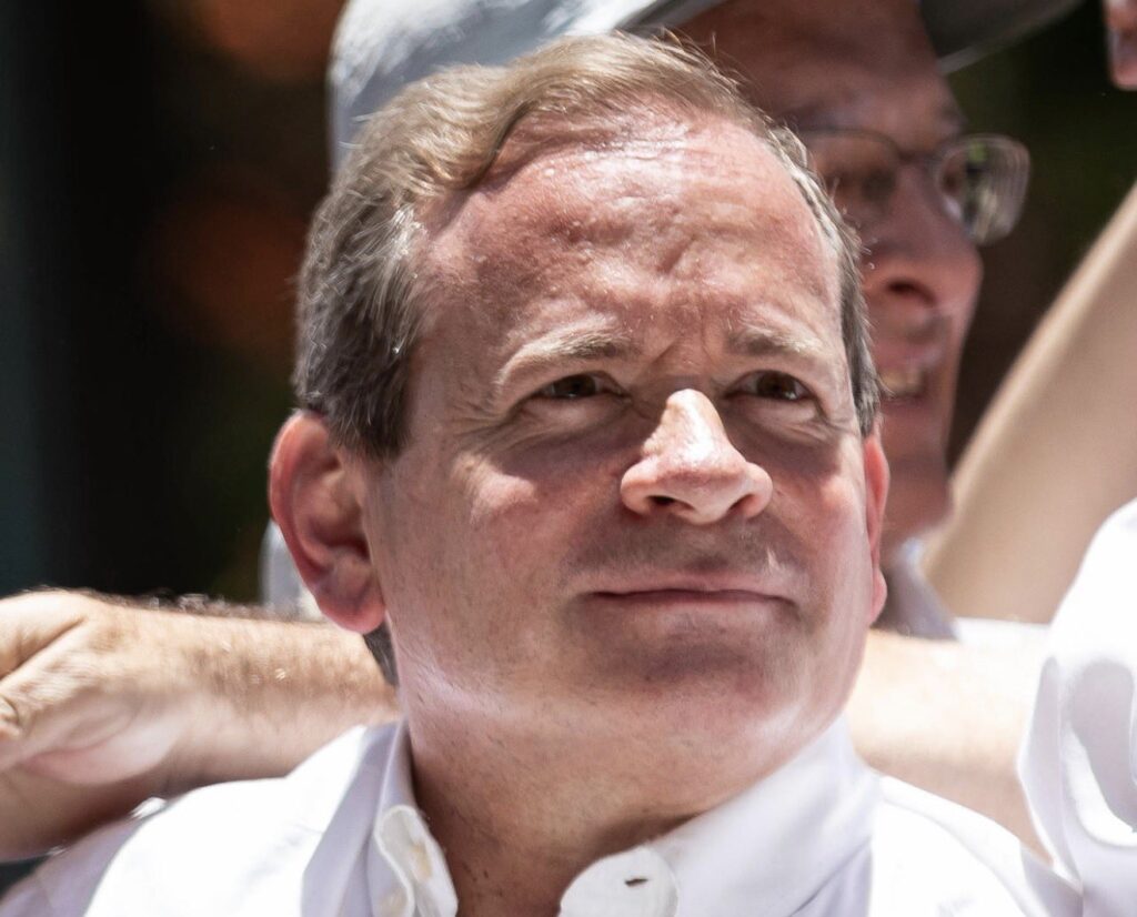 Venezuela liberta opositor Juan Pablo Guanipa após 8 meses de prisão