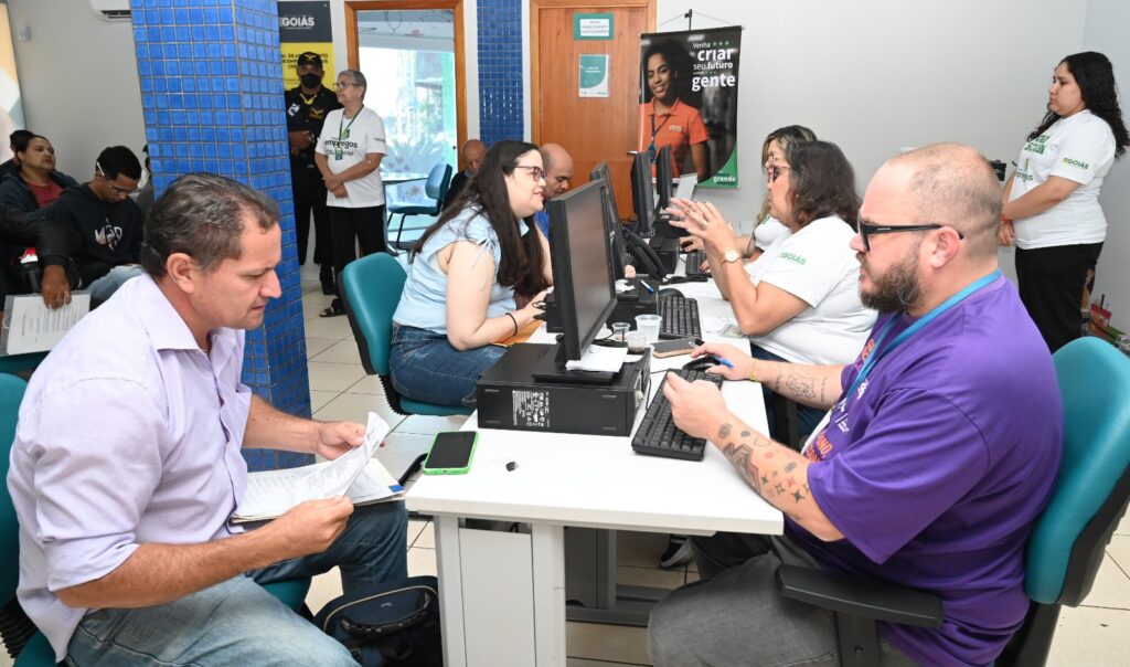 Feirão do Governo de Goiás impulsiona contratações em bares, restaurantes e hotéis de Goiânia