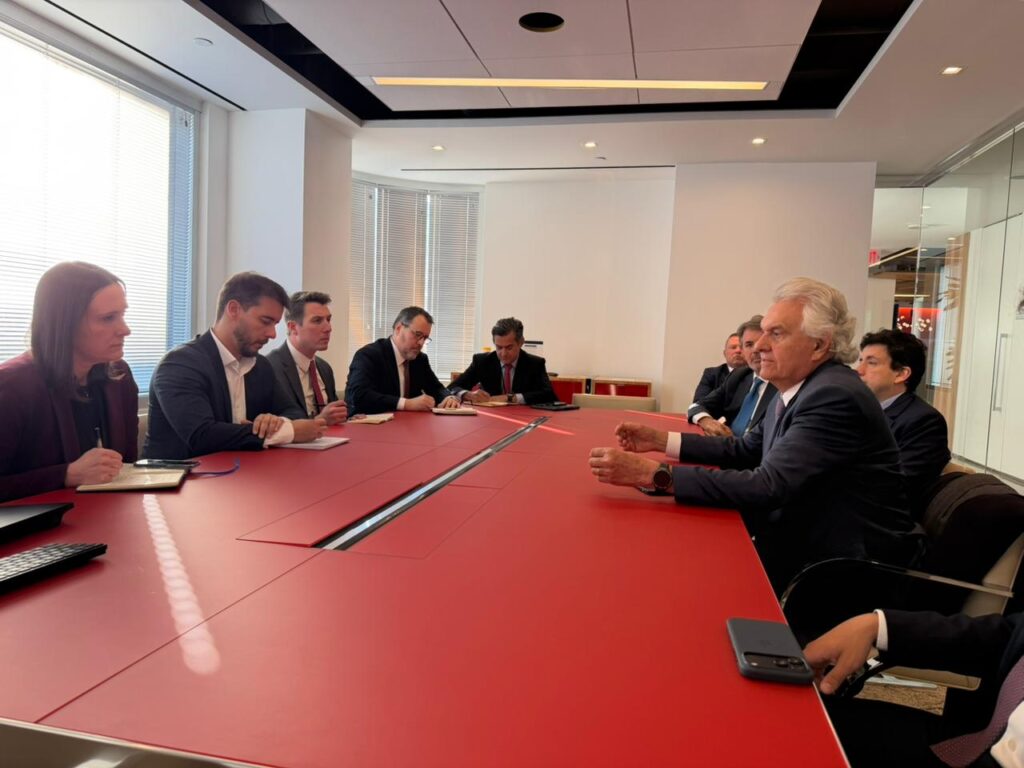 Embaixada dos EUA agradece Caiado após agenda oficial em Washington