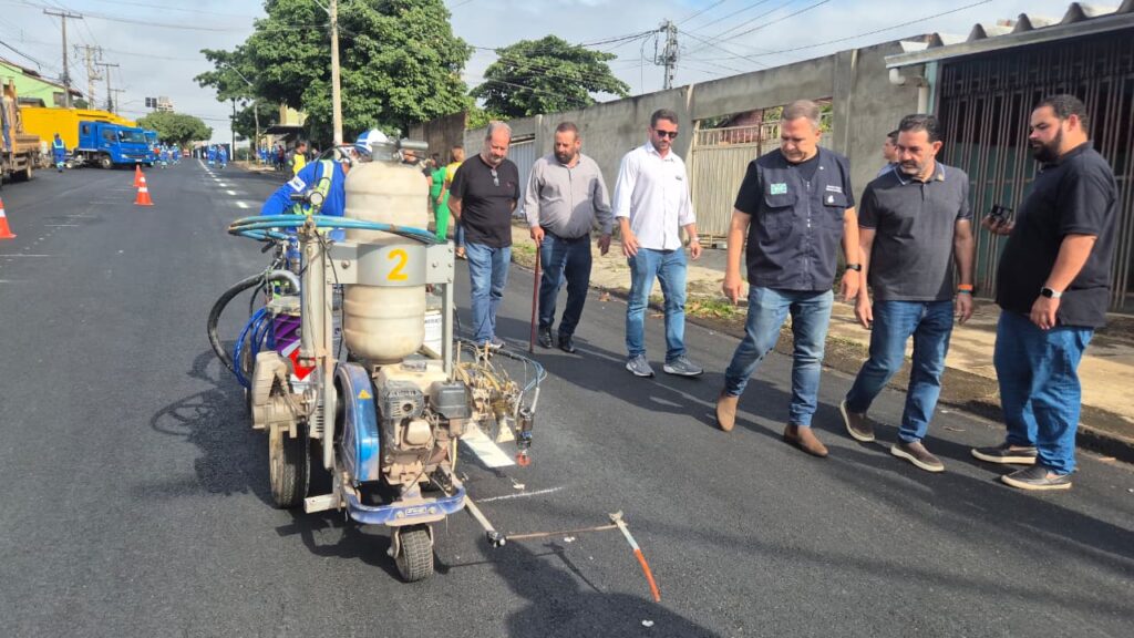 Mabel acompanha trabalho da força-tarefa (Foto: divulgação)