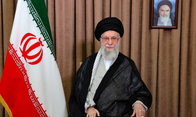 Autoridade israelense diz à agência que corpo de Khamenei foi encontrado; Irã nega morte (foto: reprodução X)