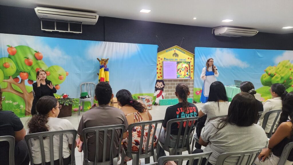 Aparecida de Goiânia recebe oficinas gratuitas de canto e contação de histórias