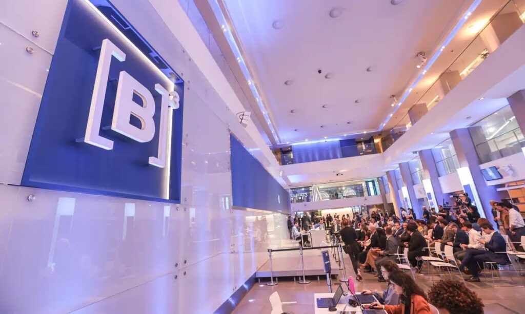 Bolsa volta a bater recorde e encosta nos 190 mil pontos