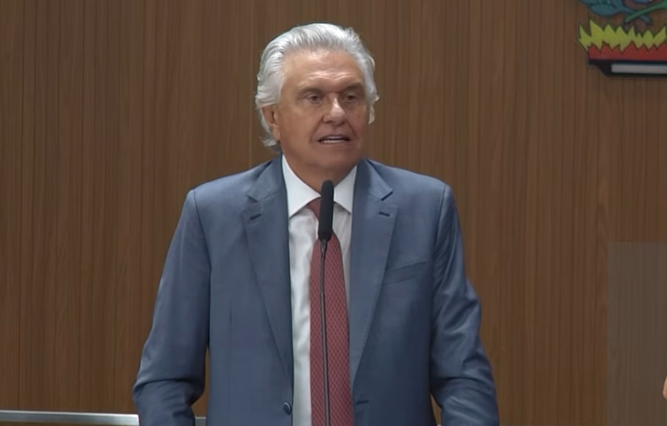 Caiado anuncia fim do Fundeinfra e anistia a produtores rurais