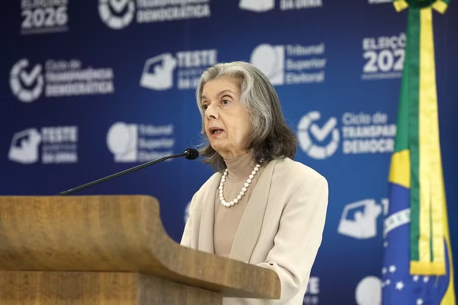 ‘2026 vai exigir que juízes eleitorais tenham comportamentos mais rigorosos’, diz Cármen Lúcia