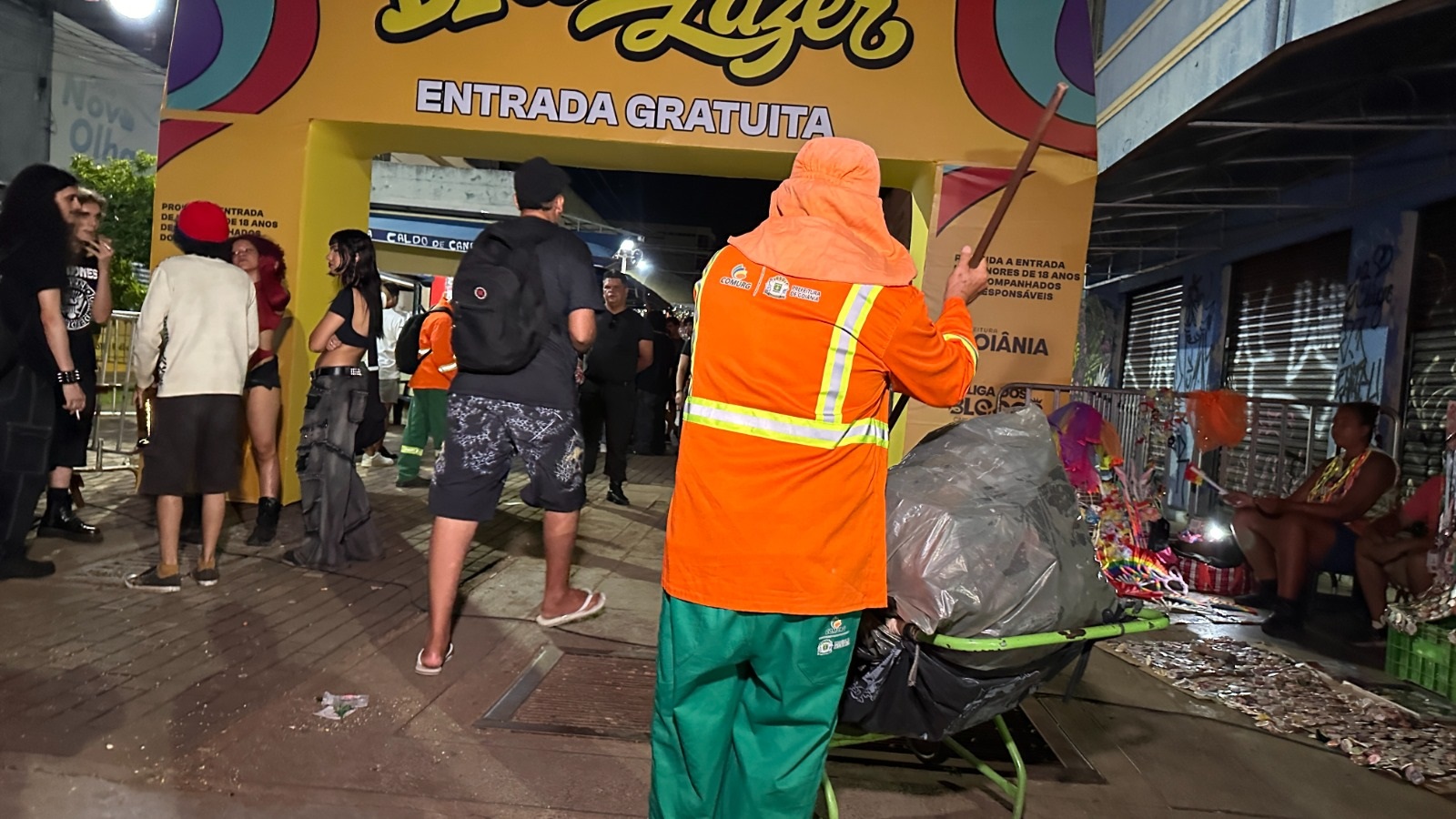 Prefeitura recolhe 66 toneladas de lixo durante festividades de Carnaval em Goiânia