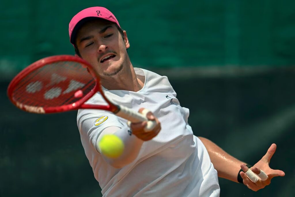 João Fonseca faz sua estreia no Rio Open diante de um rival das classificatórias