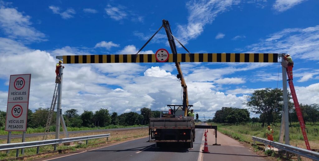 Interdição da BR-060 exige atenção dos motoristas que passarem por Jandaia e Indiara 