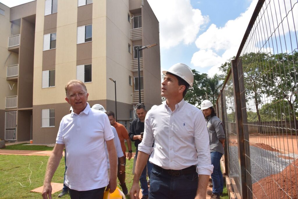 Prefeitura de Aparecida de Goiânia anunciam famílias selecionadas para os 768 apartamentos a custo zero