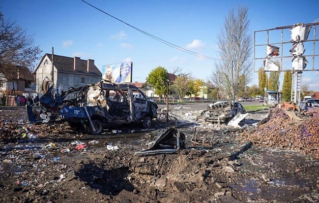 Ataque de mísseis e drones na região de Kiev deixa 4 mortos