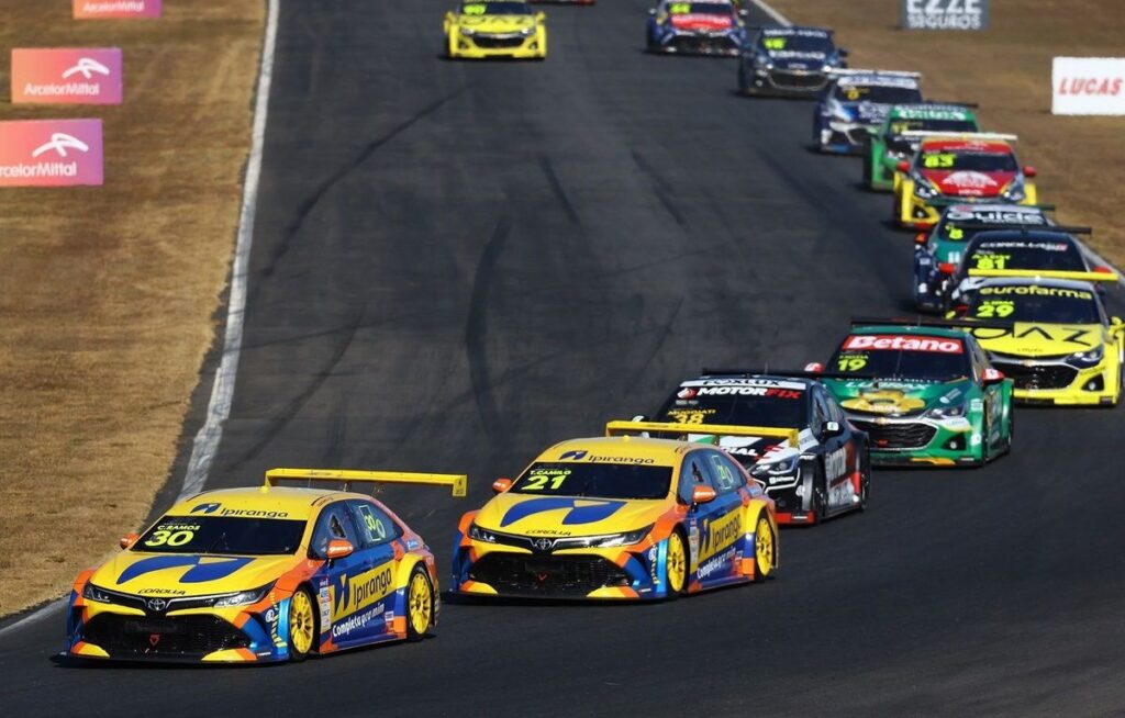 Goiás lança programa para impulsionar o automobilismo e fortalecer a economia