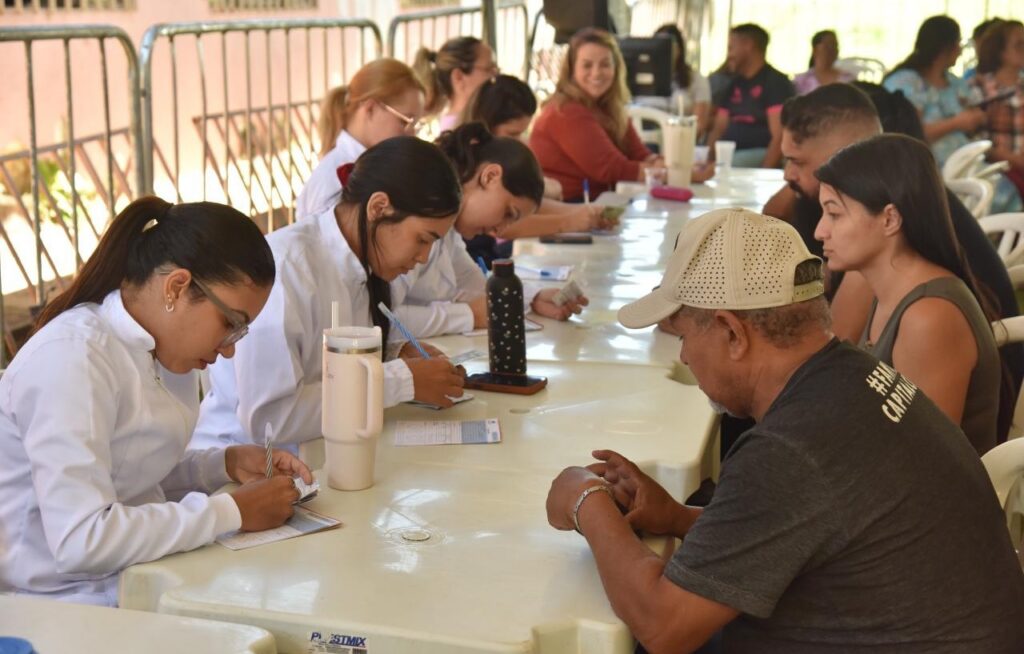 Mutirão de Aparecida beneficia mais de 40 mil pessoas na região do Caraíbas