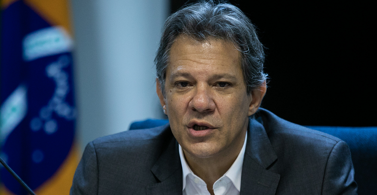 Deixo o governo semana que vem e não há decisão sobre ao que concorrer nas eleições, diz Haddad