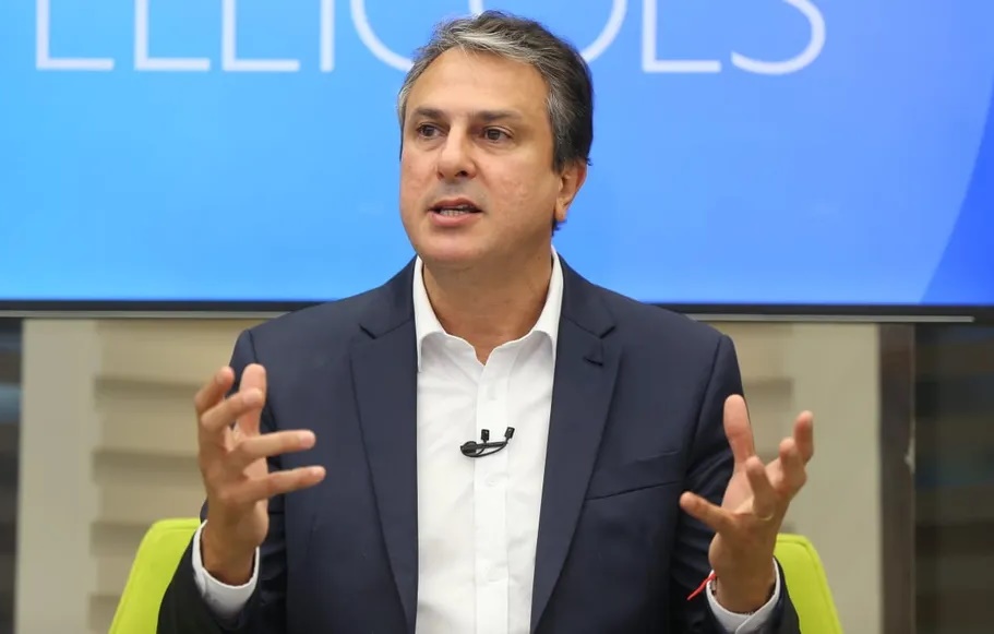 Camilo Santana anuncia mudança da marca da Ebserh para HUBrasil, após pedido de Lula