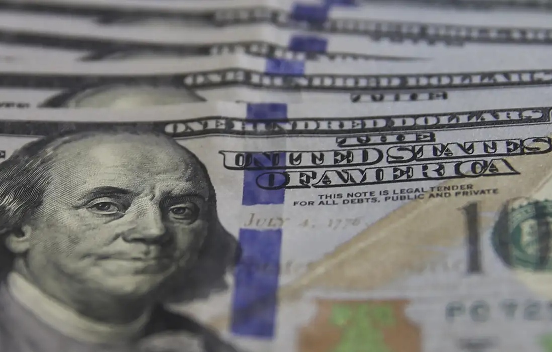 Com tensão no Irã, dólar fecha em R$ 5,32, o maior valor desde janeiro