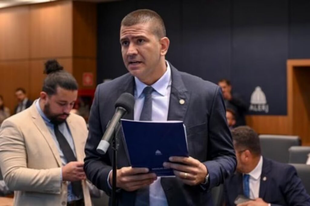 Justiça do Rio anula sessão que elegeu Douglas Ruas para presidência da Alerj