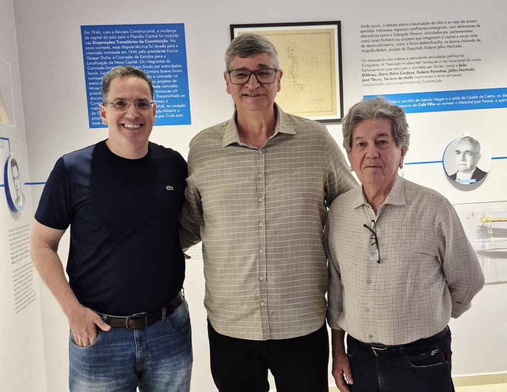 “Uma impressionante viagem pela história