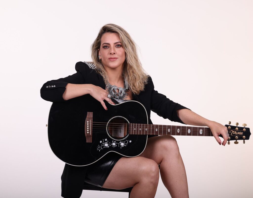 Maíra Lemos e Cadu Portela comandam noite do Circuito do Rock em Goiânia (foto: divulgação)