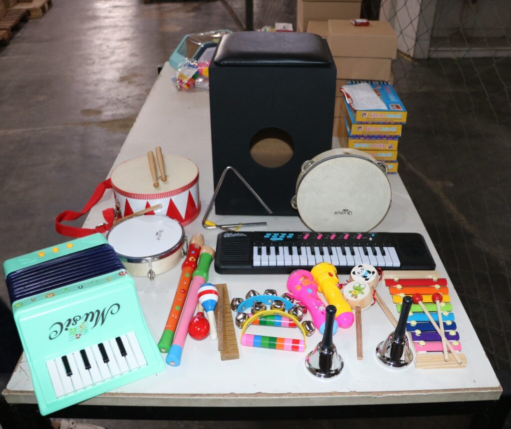 Prefeitura de Goiânia entrega mais de 23 mil brinquedos musicais para alunos da Educação Infantil (foto: Benjamin Bagmanian)