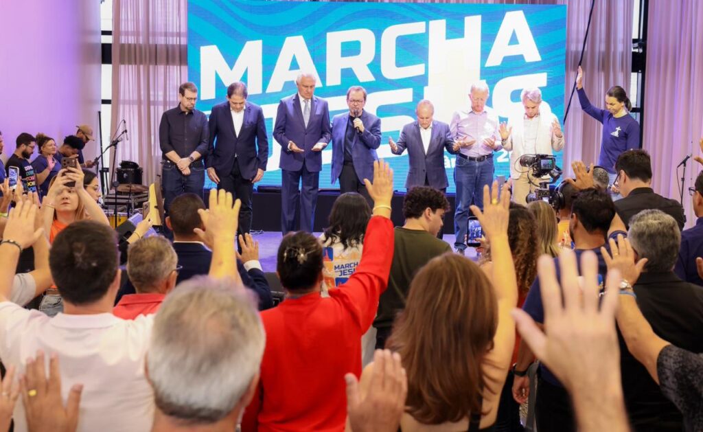 Caiado confirma presença na Marcha para Jesus em Goiânia