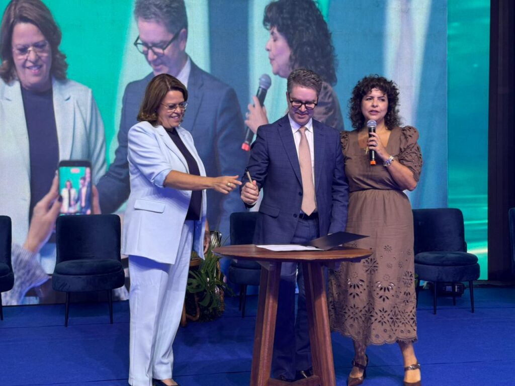 Vulcanis e Rasível assinam acordo (Foto: divulgação)