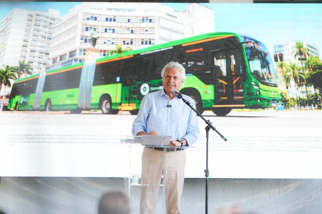Caiado inaugura novo Terminal Padre Pelágio em Goiânia