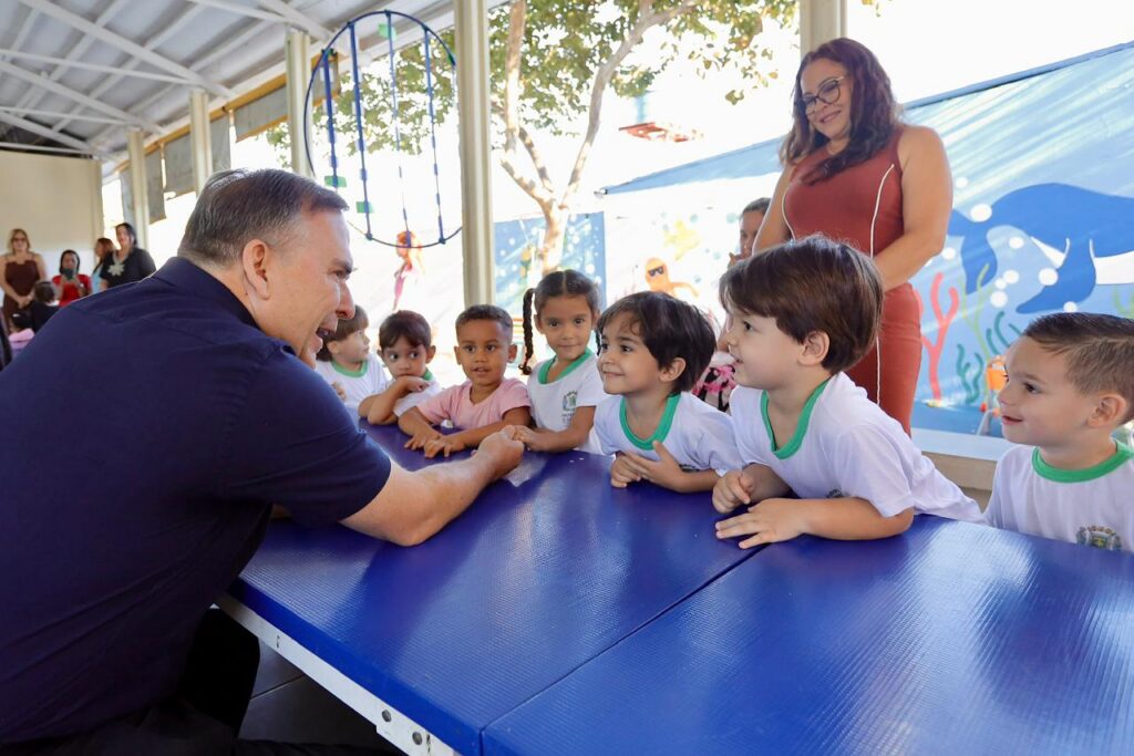 “Tá sobrando vagas”, diz Mabel em lançamento de mutirão na Educação de Goiânia