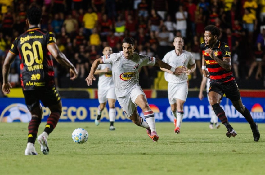 Anápolis perde para o Sport e se despede da Copa do Brasil