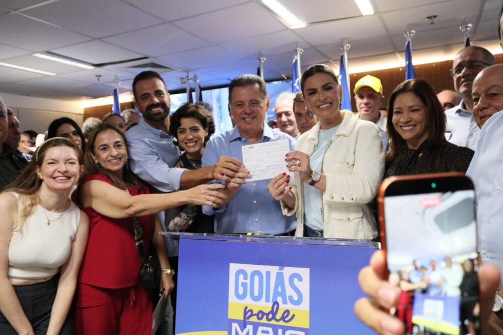 Viúva de Maguito Vilela, Flávia Teles se filia ao PSDB