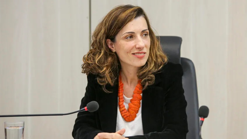 Lula anuncia Fernanda Machiaveli como nova ministra do Desenvolvimento Agrário