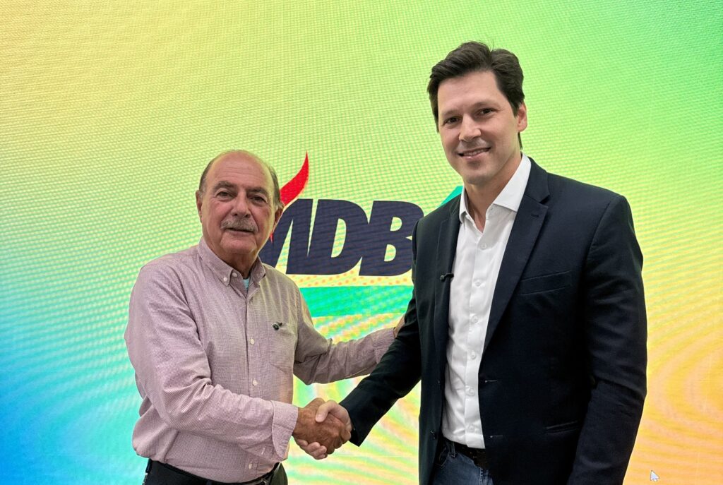 Janela partidária agita parlamentares goianos e redesenha alianças na Assembleia e na Câmara