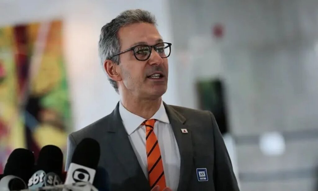 Zema renuncia ao governo de MG faz discurso em tom eleitoral: ‘Brasil está sendo destruído’