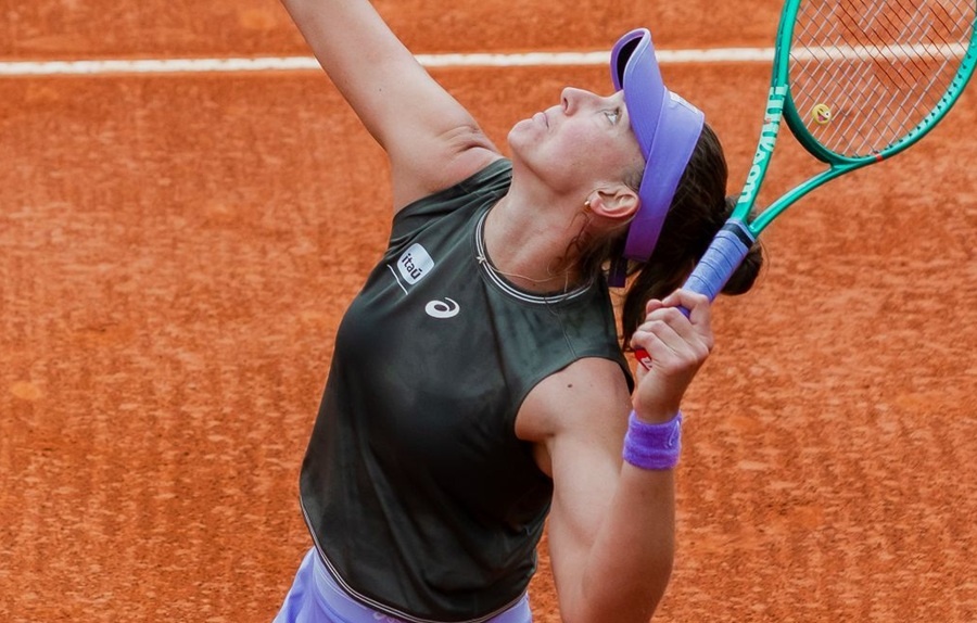 Bia Haddad exagera nos erros, dá vexame e perde feio em sua estreia no WTA 1000 de Madrid