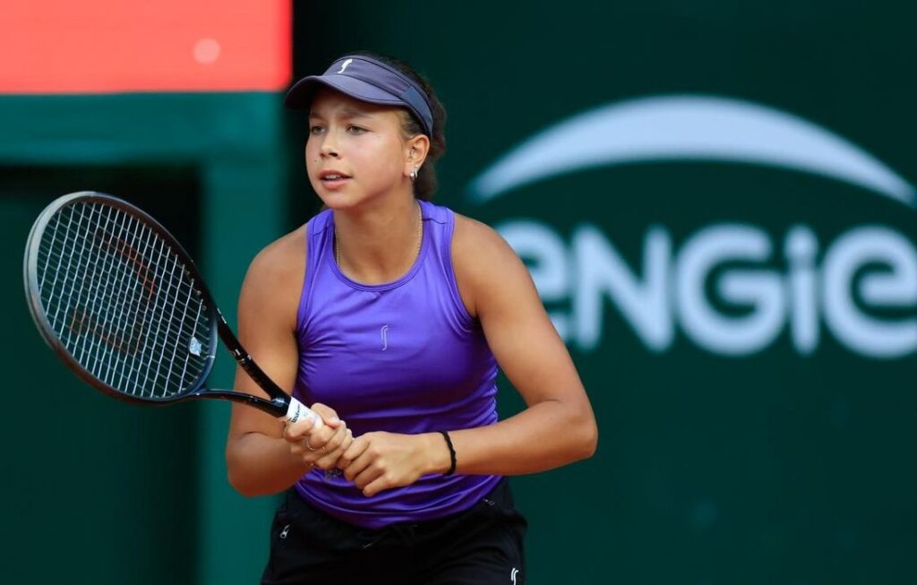 Eduarda Gomes é campeã do Roland Garros Júnior