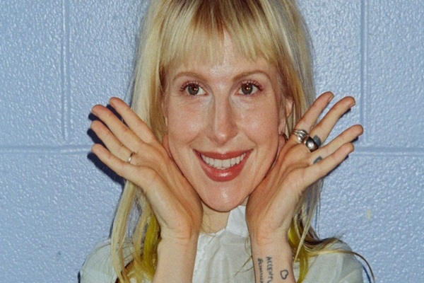 Hayley Williams, vocalista do Paramore, anuncia 1º show em SP