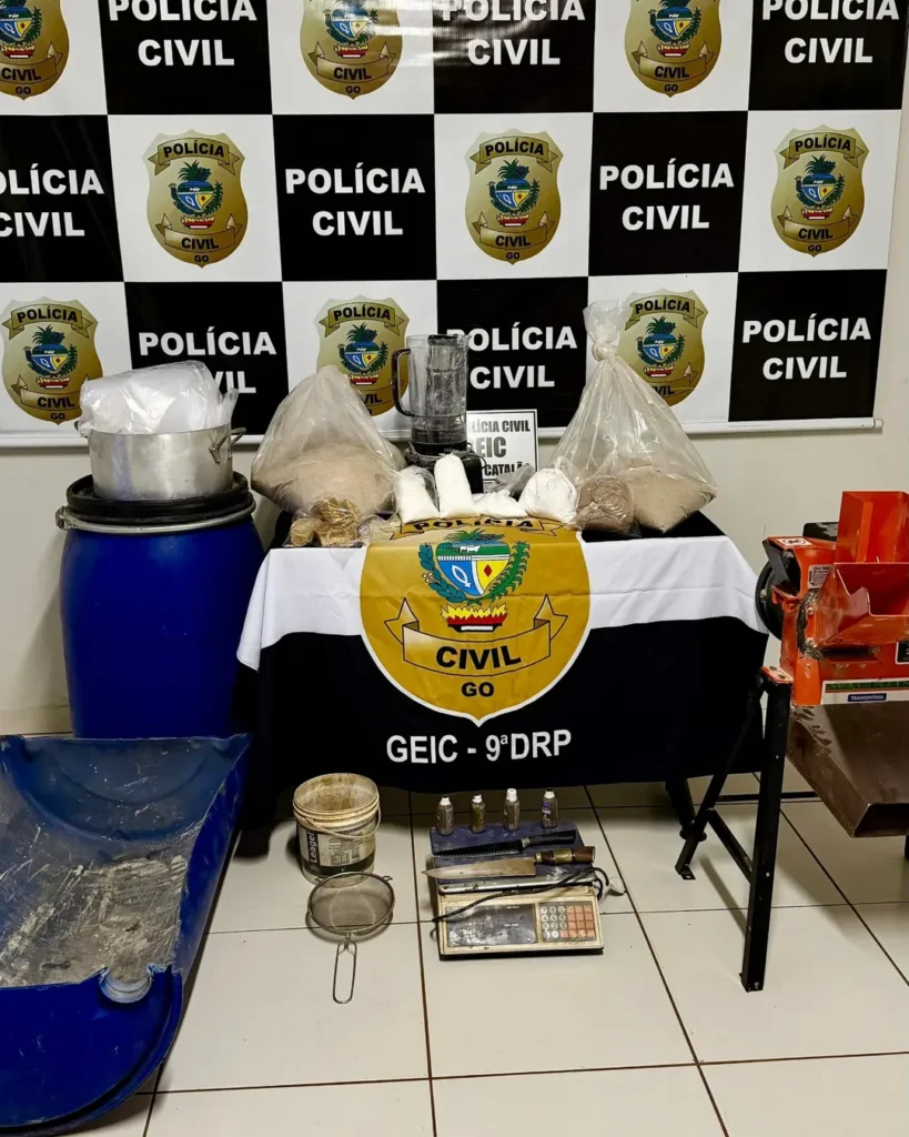 Policiais de Catalão apreendem R$ 1 milhão em crack e cocaína