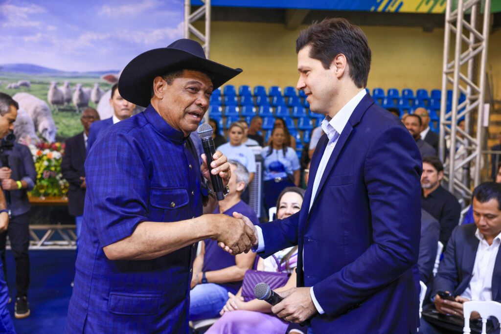 Daniel Vilela destaca parceria com segmento religioso em prol das pessoas mais carentes