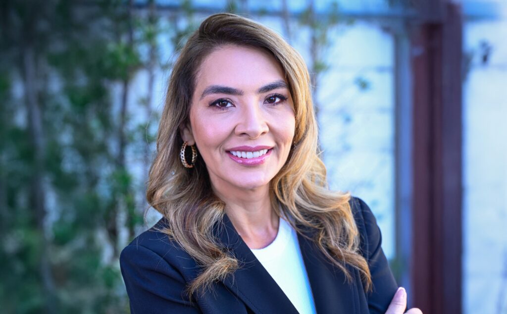 Eliane Simonini se torna primeira mulher presidente da Goinfra