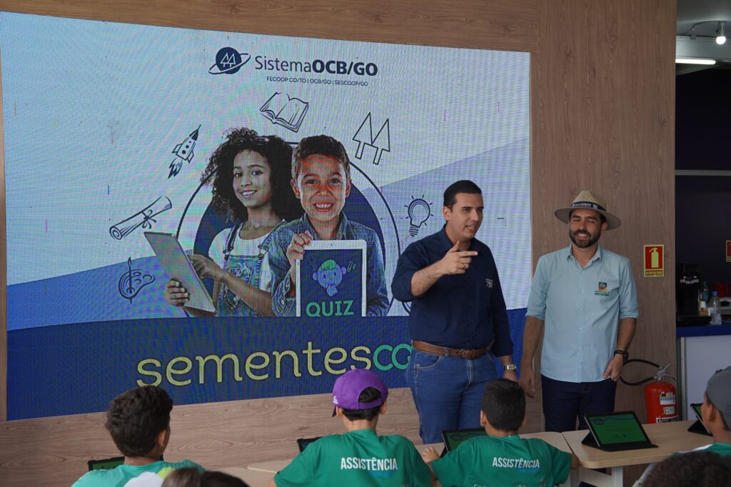 Sistema OCB/GO leva educação cooperativista a mais de 1 mil jovens na Tecnoshow