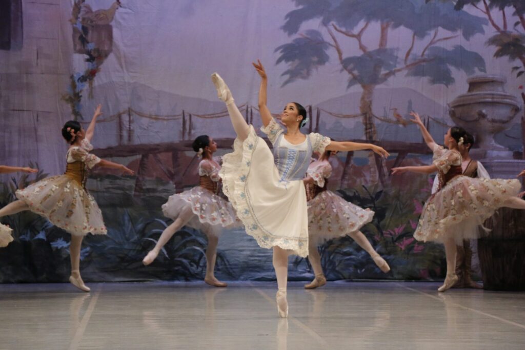 Teatro Basileu França recebe o espetáculo “Giselle – Balé e Orquestra”
