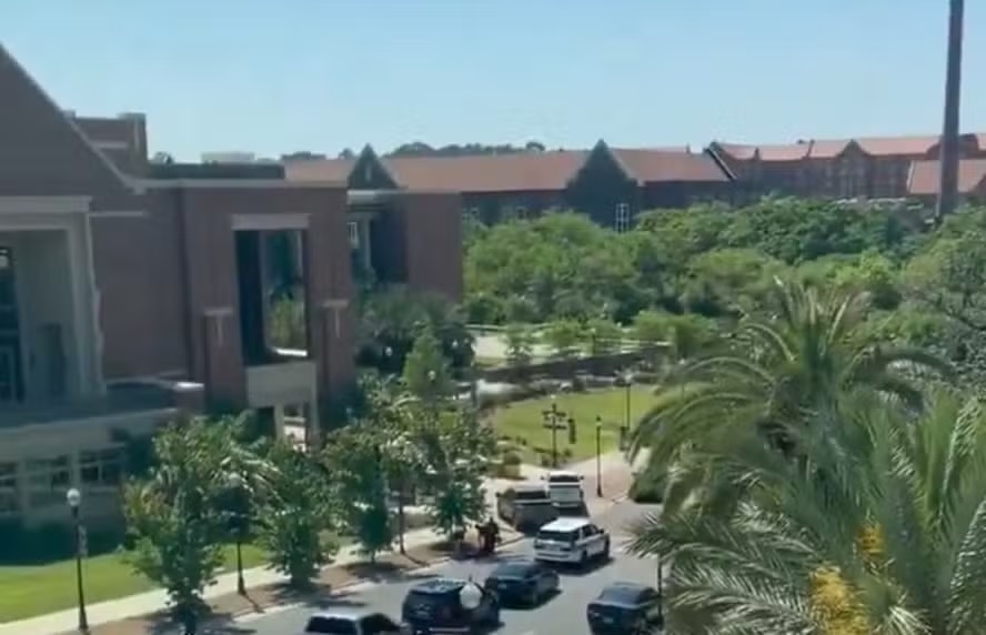 Flórida abre investigação criminal sobre ChatGPT após tiroteio fatal em universidade