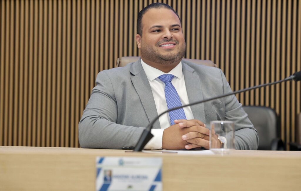 Câmara de Aparecida de Goiânia promove sessão solene em homenagem ao Dia do Jornalista