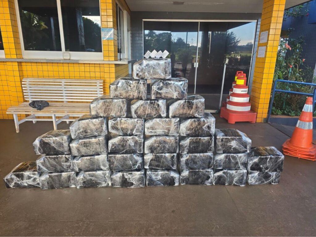 PRF apreende mais de 350 quilos de cocaína e comprimidos de anfetamina em Jataí