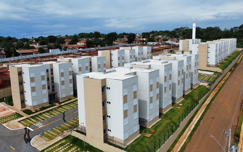Mutirão de cadastramento vai beneficiar 496 famílias de Goiânia com apartamentos a custo zero 