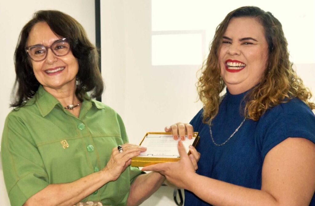 Cooperativa de Jornalistas de Goiás é tema de livro na nova Coleção Expressão Acadêmica da Editora UFG
