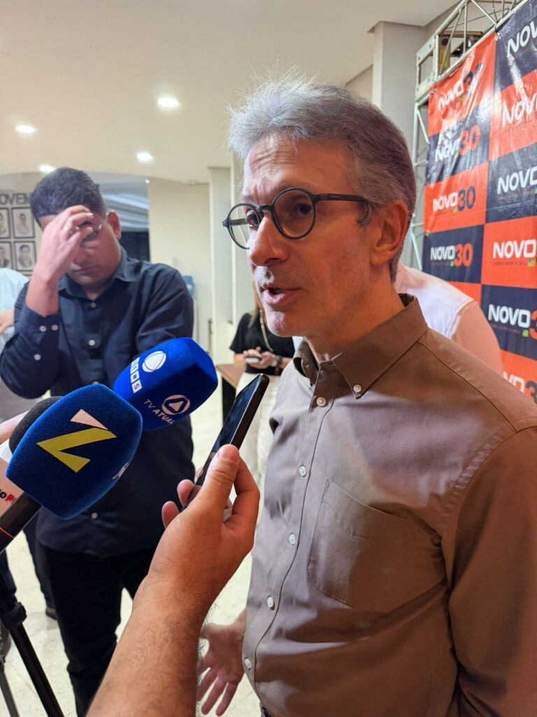 “Direita não está rachada”, diz Romeu Zema ao comentar pré-candidatura de Ronaldo Caiado