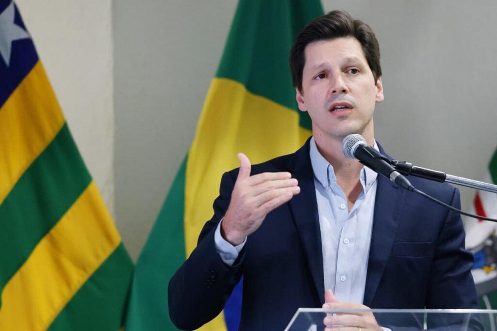 Daniel Vilela tem 32,6% das intenções de voto e abre 14 pontos de vantagem, diz Goiás Pesquisas