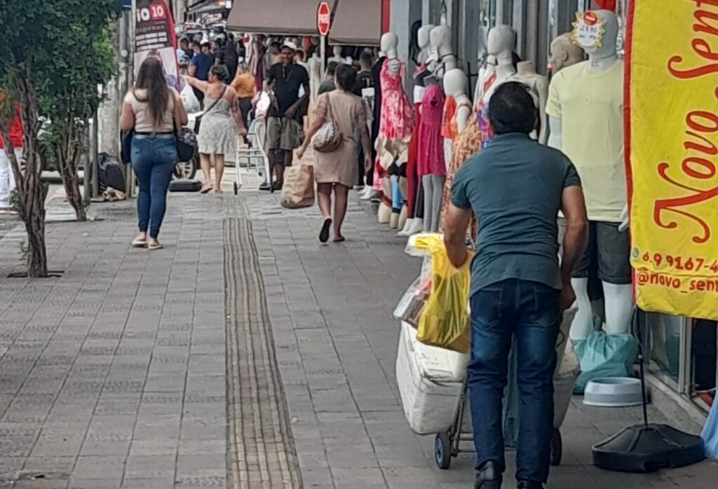 Compras do Dia das Mães devem aumentar fluxo de pessoas na Região da 44 em Goiânia