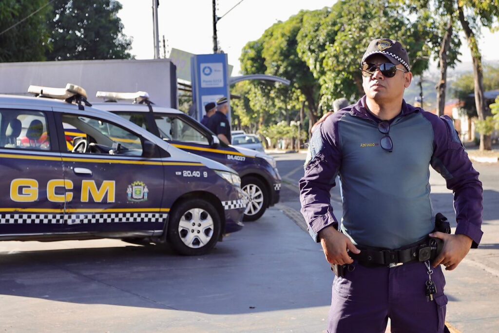 Operação Bom Dia Goiânia leva viaturas da GCM a pontos de ônibus no início da manhã
